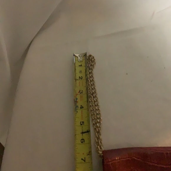 VINTAGE VEGAN CLUTCH - Picture 9 of 10